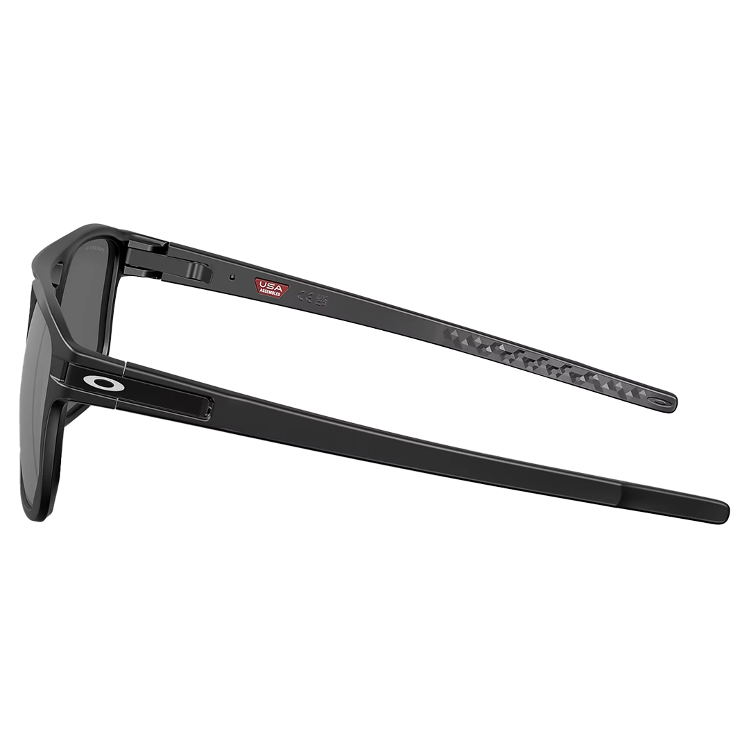 Oakley OO9436 Latch™ Beta